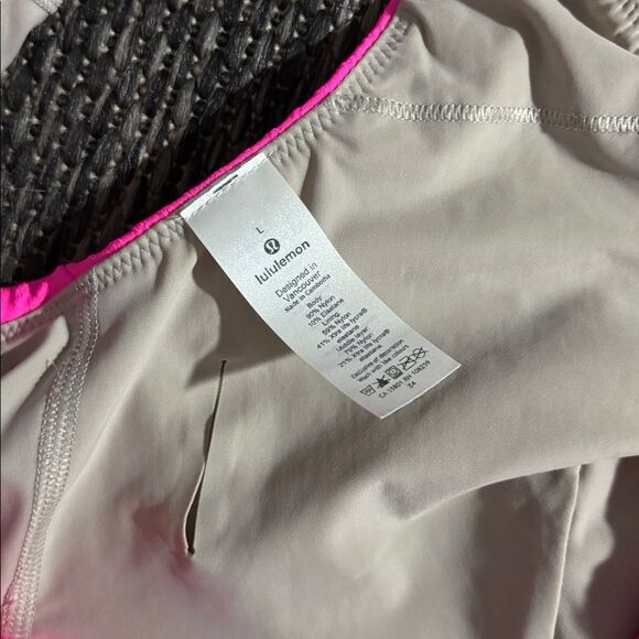 Lululemon Calm Tides Top *Seersucker - Picture 4 of 6